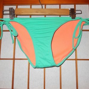 ***SOLD***   NWOT athleta bikini bottom